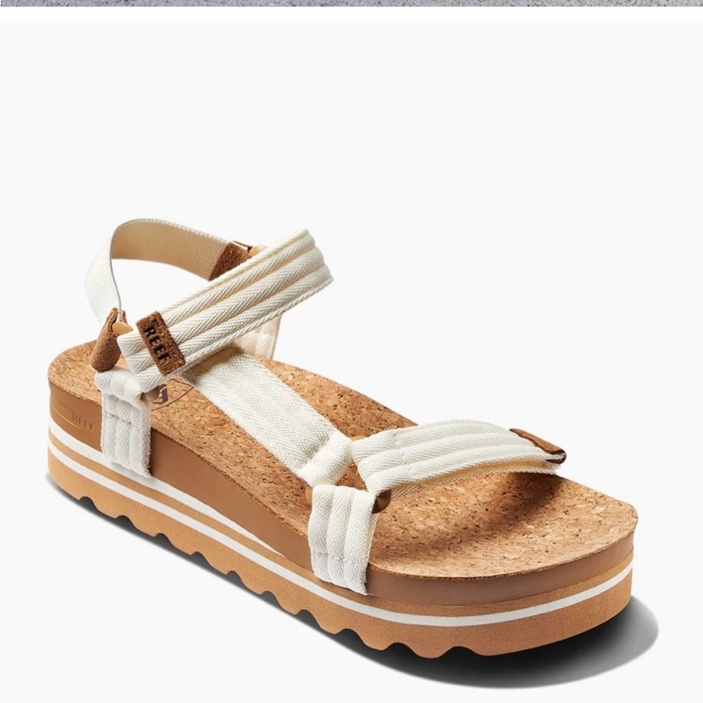 Reef Sandals- Cushi Rem Hi
